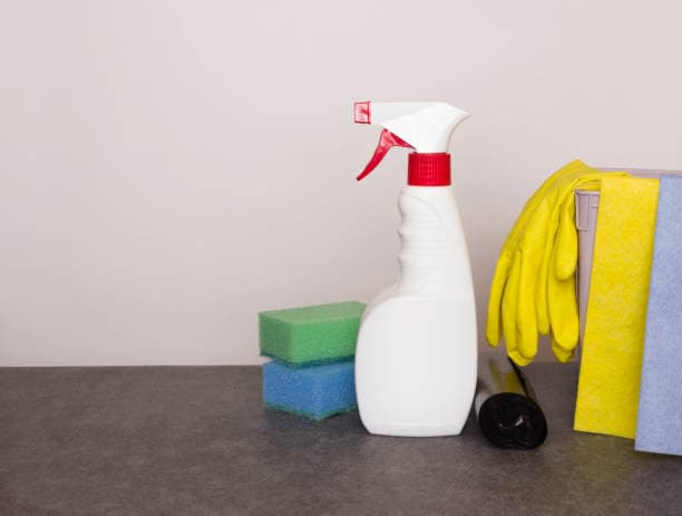 The Ultimate Stain Removal Guide: Say Goodbye to Tough Messes Proven techniques to tackle stubborn stains on clothes, carpets, and furniture.